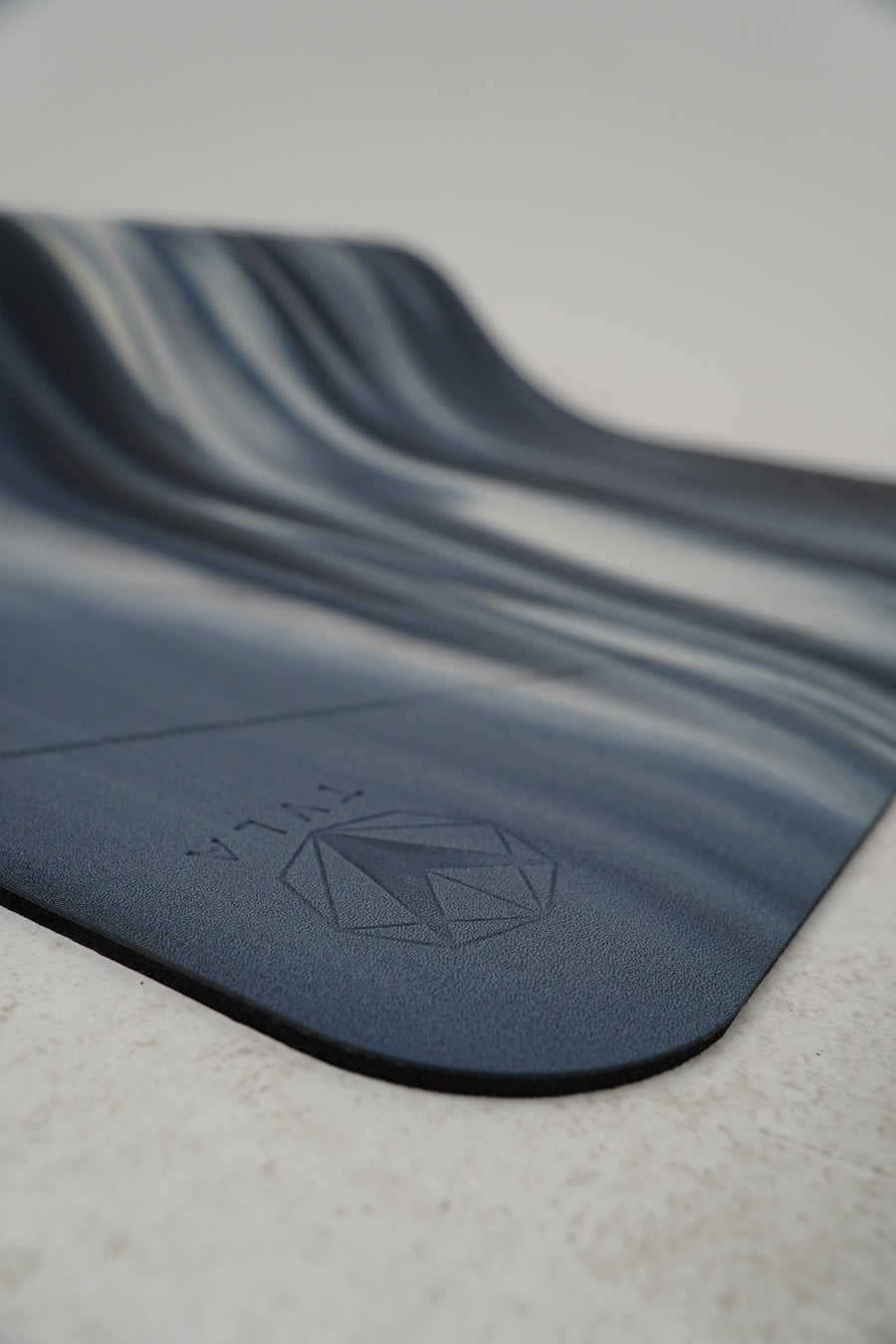 The Align[MAT] V3: SODALITE MARBLE MINERAL – TVLA YOGA